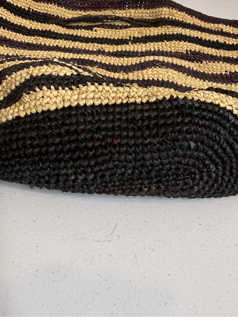 Striped Raffia Tote Bag - Picture 8 of 10